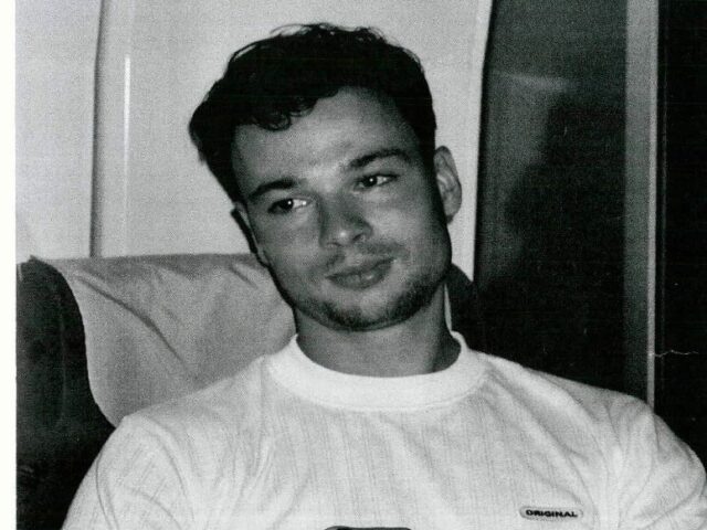 Den Haag – Man lag ruim  week dood in woning